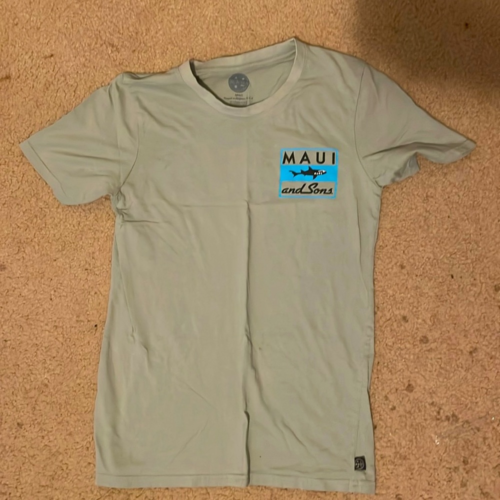 green maui and sons tee shirt